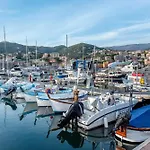 La Liguria Tra Gli Ulivi 2 *